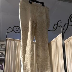 Miss Tina By Tina Knowles| Cream Leopard Print Straight Leg Jeans SZ-12
